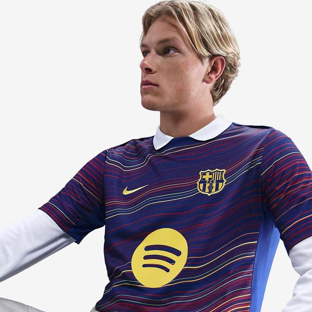 Camisa Nike Barcelona 2025/26 Pré-Jogo